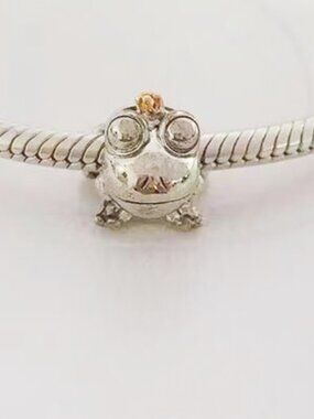 Pandora Two-tone Frog Prince Charm